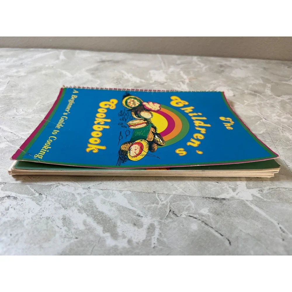 Vintage 1980 The Childrens Cookbook Beginners Guide Favorite Recipes‎ Spiral